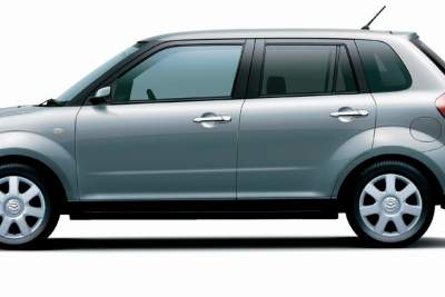 Mazda launches freshened Verisa