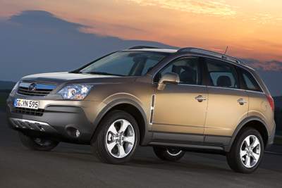 Opel Antara: Elegant 4WD crossover for everyday and leisure use