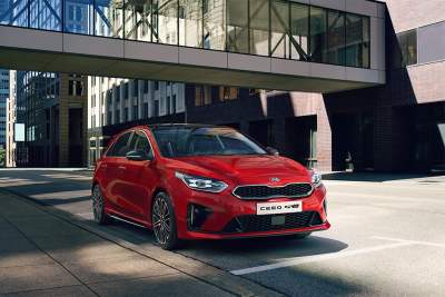 Kia Ceed 'GT-Line' makes debut at Paris Motor Show