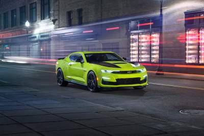 Chevrolet Camaro previews new Shock colour at SEMA