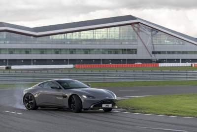 Aston Martin Vehicle Dynamics team heads to Silverstone