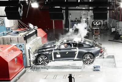 Polestar evaluates carbon fibre in crash tests