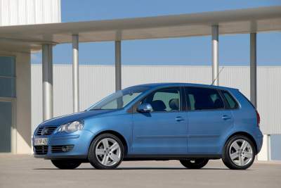 Mid-class comfort and convenience in the Volkswagen Polo 6-speed auto
