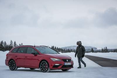 Seat takes on extreme arctic conditions