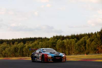 BMW Team Schnitzer and Walkenhorst Motorsport preparing for Bathurst