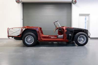 Aston Martin to showcase rare DB4 Convertible