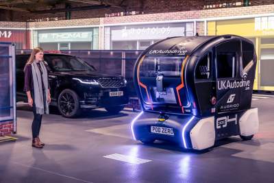 Jaguar Land Rover lights up the road for self-driving vehicles