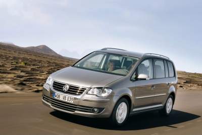 First Pictures of new Volkswagen Touran revealed before Paris Show