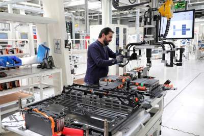 Volkswagen forms European Battery Union