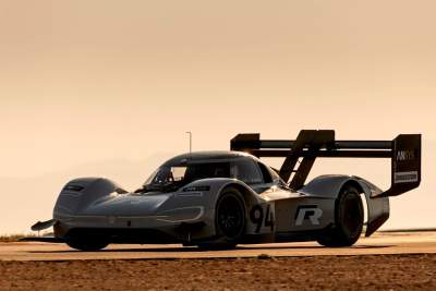 Volkswagen continues development for I.D. R Nurburgring record