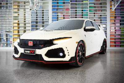 Life-size LEGO Honda Civic Type R debuts