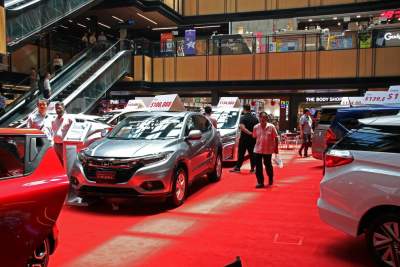 Check out the stunning deals at sgCarMart Venture Cars Trusted Brand showcase