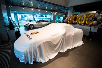 Porsche Centre Singapore marks milestone with delivery of its 6000th car