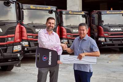 Chuan Lim Construction Group takes delivery of 18 new Scania tipper trucks