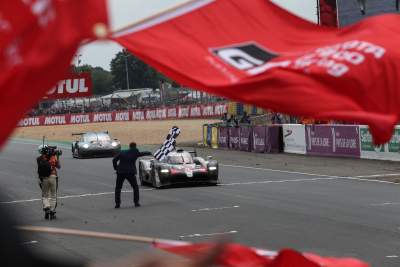 Dramatic one-two victory for Toyota Gazoo Racing