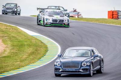 24 Hours of Le Mans celebrates 100 years of Bentley