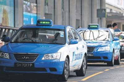 Inward-facing cameras for cabs and private-hire cars