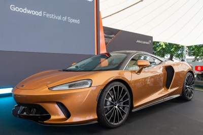 McLaren GT makes global debut at Goodwood Festival