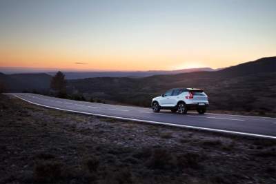Volvo Cars reports  record revenue for the first six months of 2019
