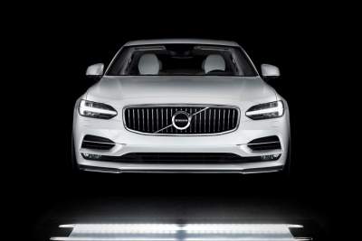 Volvo Cars Tech Fund invests in technology start-ups MDGo and UVeye