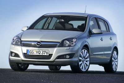 New Opel Astra: refined design and optimized engine range