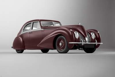 Mulliner completely recreates 1939 Bentley Corniche