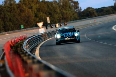 Porsche Taycan completes endurance run at Nardo