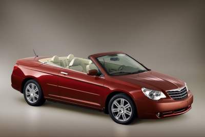 Chrysler reveals stunning Sering Cabrio at Los Angeles Auto Show