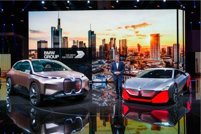 The BMW Group aims for a million electrified vehicles in 2021