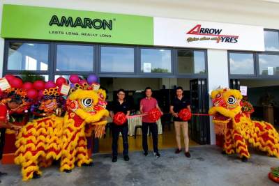 A wide choice of rims and tyres await you at Arrow Tyre's new Tampines branch!