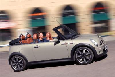 MINI Convertible takes a walk on the style side