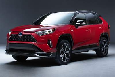 Toyota to unveil plug-in hybrid RAV4 at Los Angeles