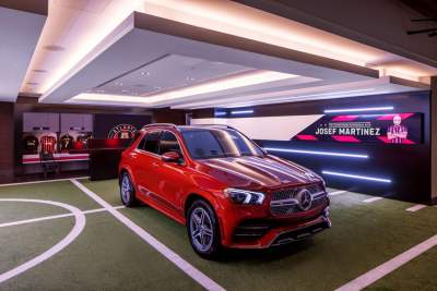 Mercedes-Benz launches augmented reality experience at Atlanta Stadium