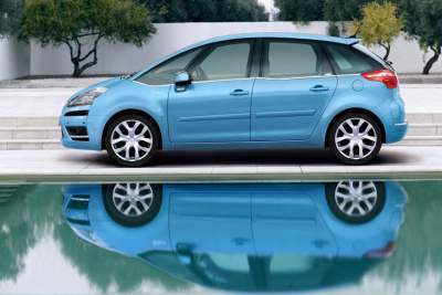 New five seat C4 Picasso extends Citroen's impressive MPV line-up