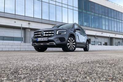Mercedes-Benz officially launches the GLB compact SUV