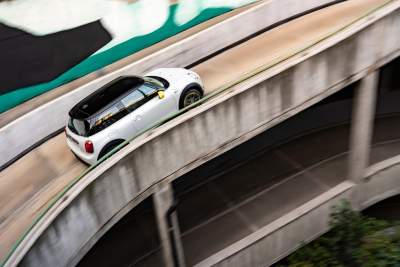 MINI presents video clip in run-up to market launch of the MINI Electric