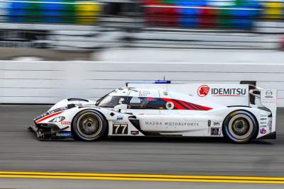Mazda take pole position at qualifying for the Rolex 24 at Daytona