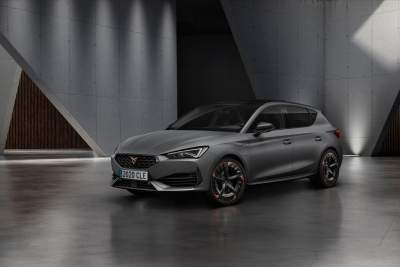 The first Leon to carry the Cupra badge has been launched