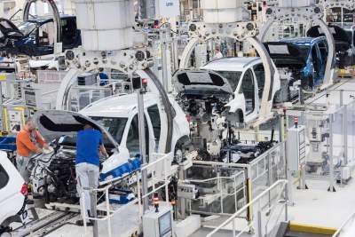 Volkswagen to suspend production due to COVID-19 crisis