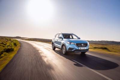 MG donates 100 ZS Electric cars to U.K. hospitals