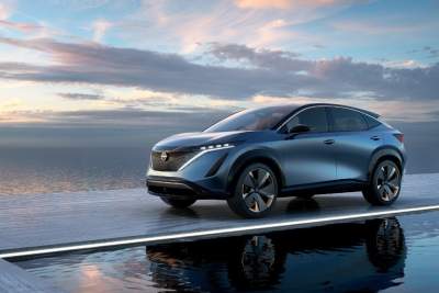 Find out why Nissan does not use tablet displays