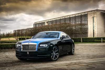 Rolls-Royce produces record amount of honey