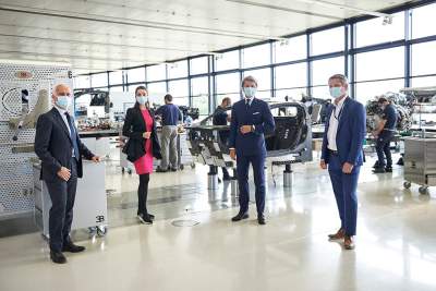 Bugatti restarts production in workshop