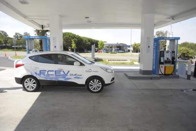 Hyundai establishes hydrogen stations in Incheon Airport