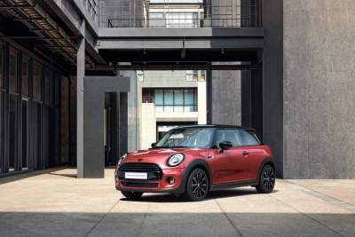 The MINI Rosewood Edition now available in Singapore