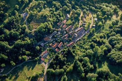 Renault provides the Renault Zoe for an entire French town's residents