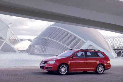 Volkswagen extends Golf model series with new Variant
