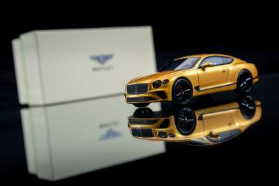Continental GT now available as scale model through the Bentley Collection