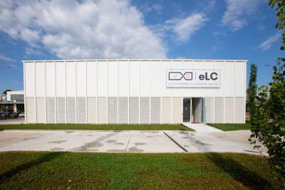 Seat opens new electromobility training centre