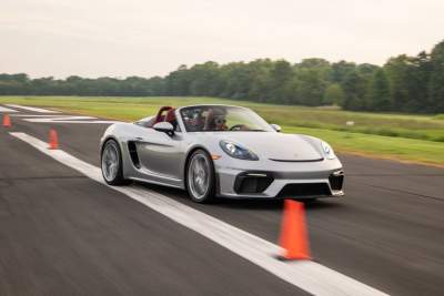 Porsche achieves fastest vehicle slalom record